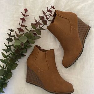 NAUTICA | Booties | Tan | NEW | SIZE 7